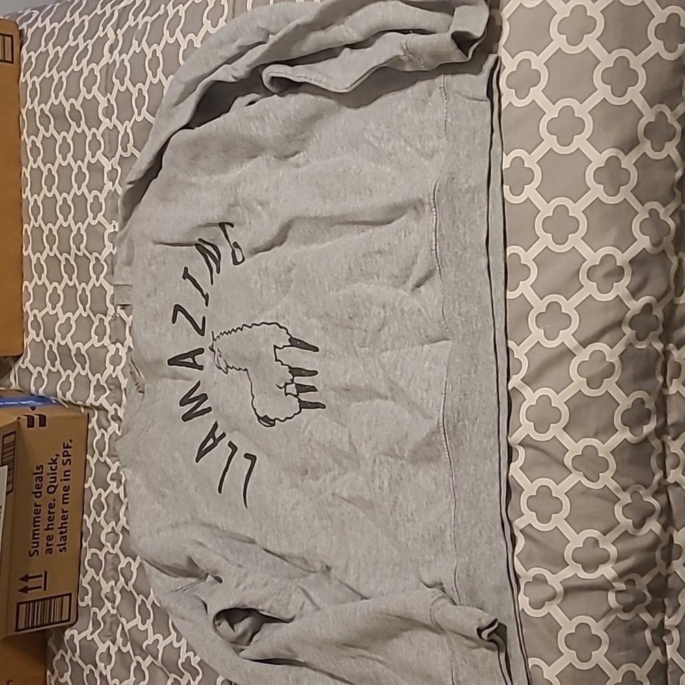 women sweatshirt